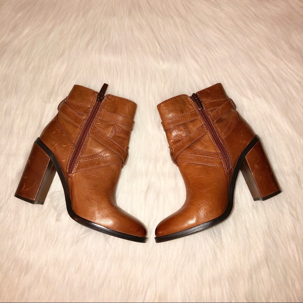 Vince Camuto”Gravell”Buckle Leather Boots,Size-6M